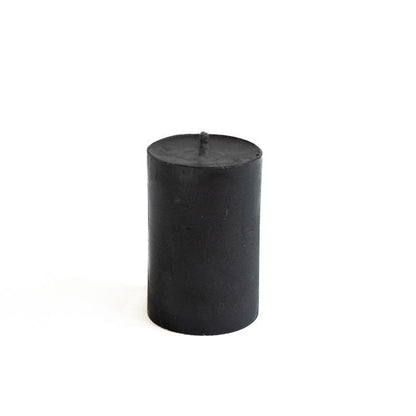 Bougie ésotérique noire artisanale en cire d’abeille naturelle, utilisée pour la protection, l’ancrage et pour stopper les énergies ou pensées négatives – La Fabrique de l’Abeille

