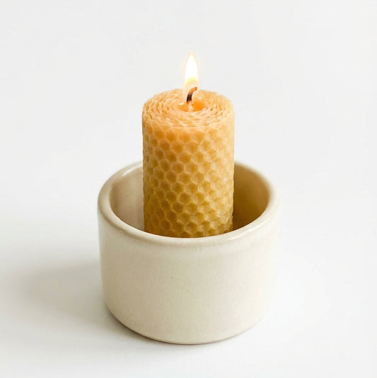 Petit bougie roulée en cire d'abeille