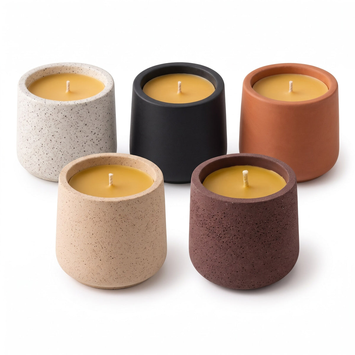 Grande bougie pot effet céramique 60h en cire d'abeille - 5 coloris : sable, granit, noir, terra cotta, terre de lave